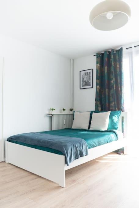 Апартаменти Le Citadin-T1-28M2-Pte Paris M7 Ле-Кремлен-Бісетр Екстер'єр фото